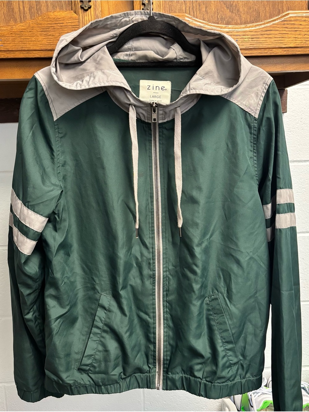 Zine Clothing Hooded Windbreaker Jacket 'Green/Gray' - Size Women's Large